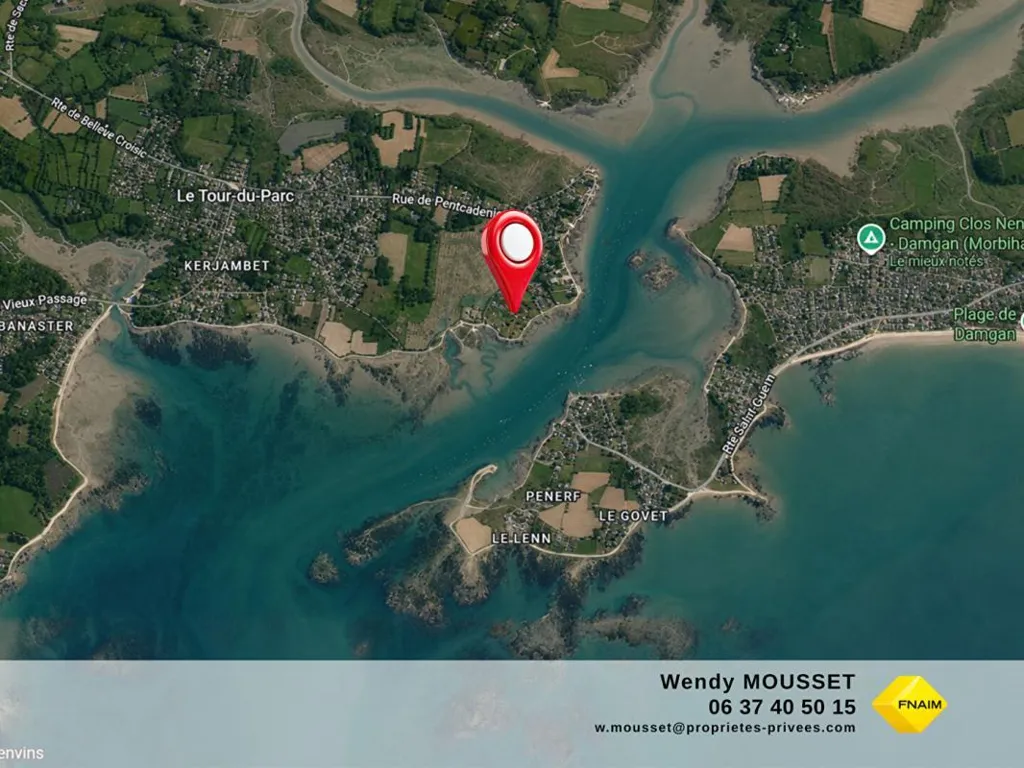 House with Sea View in Tour-du-Parc