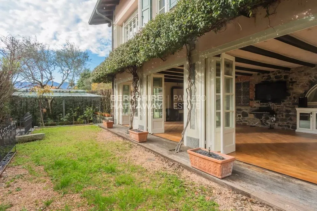 Terrasse - Lake View Villa with Garden in Tremezzina