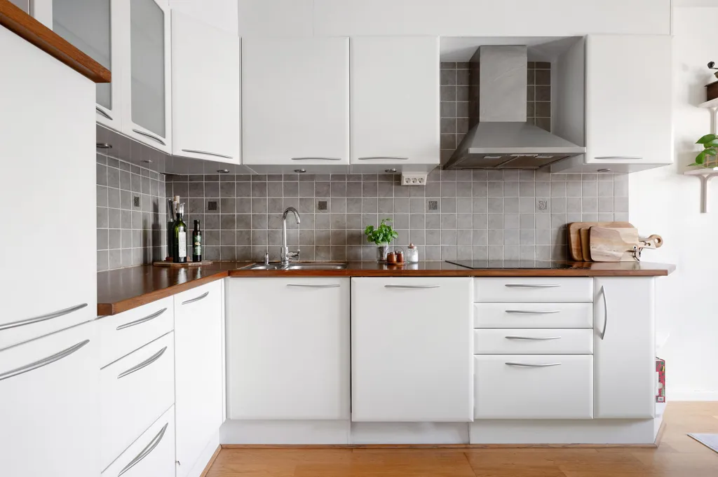 Cuisine - Renovated Apartment with West-Facing Balcony in Brynäs