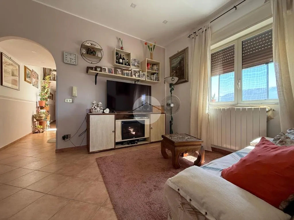 Elutuba - Bright Apartment with Sea View in Carini