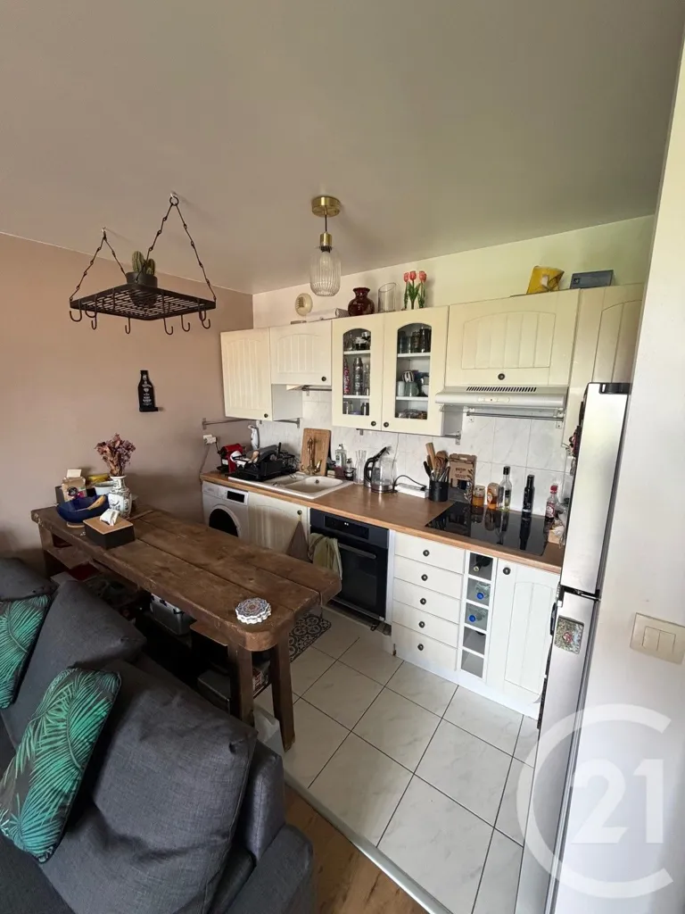 Köök - Furnished Flat with Balcony in Le Blanc-Mesnil