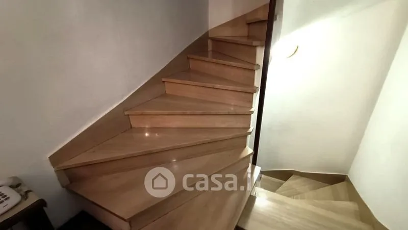 Toad - Terraced House with Garage in Prato