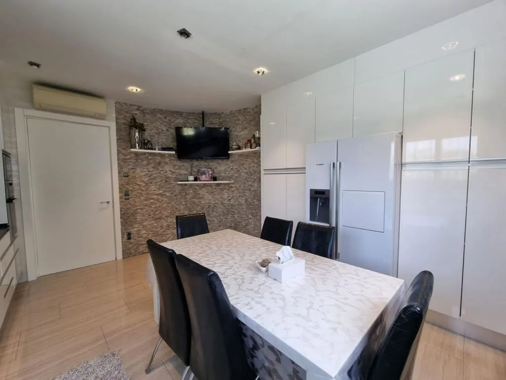 Söögituba - Luxury Villa with Sea View in Lloret de Mar
