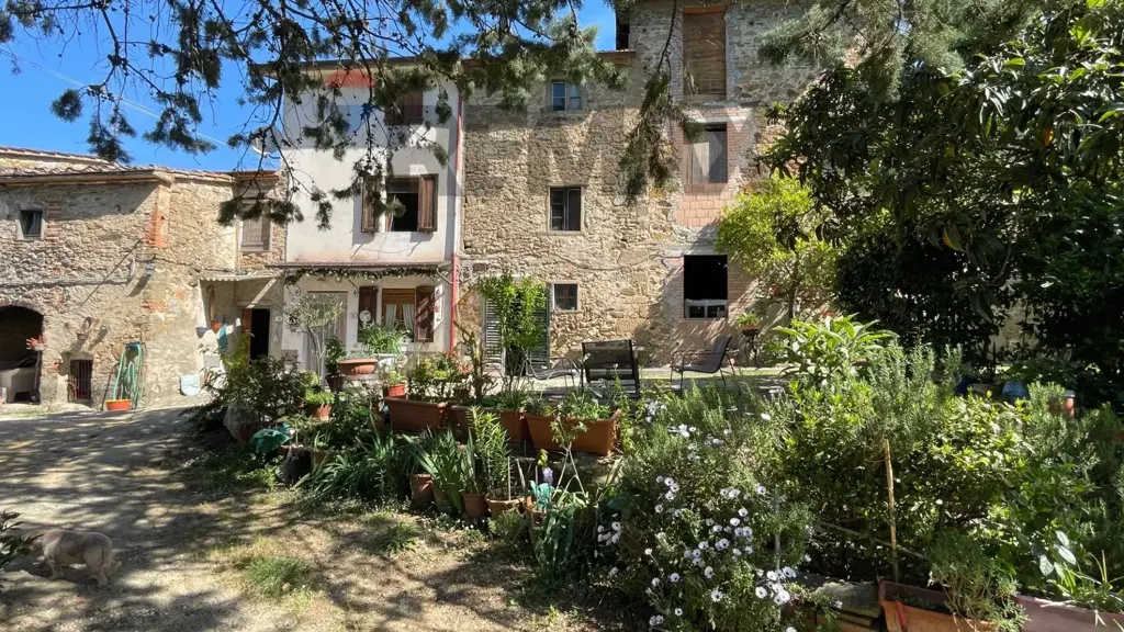 Jardin - Tuscan Hamlet with Olive Groves in Vinci