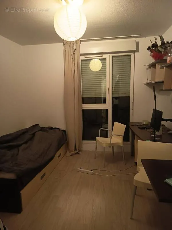 Appartement 1 pièces à Cergy