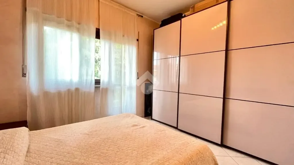 Chambres - Restored 4-Bedroom Flat with Balcony in Torino