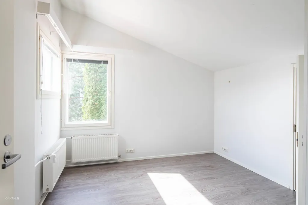 Rooms - Five-Bedroom Apartment with Sauna in Vuosaari