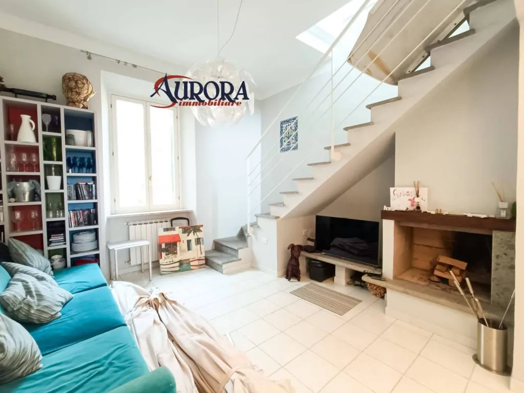 Séjour - Historic Apartment with Terracina View