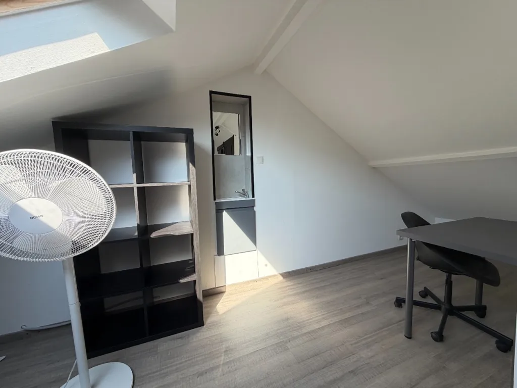 Studio - Renovated Student Room in Shared House
