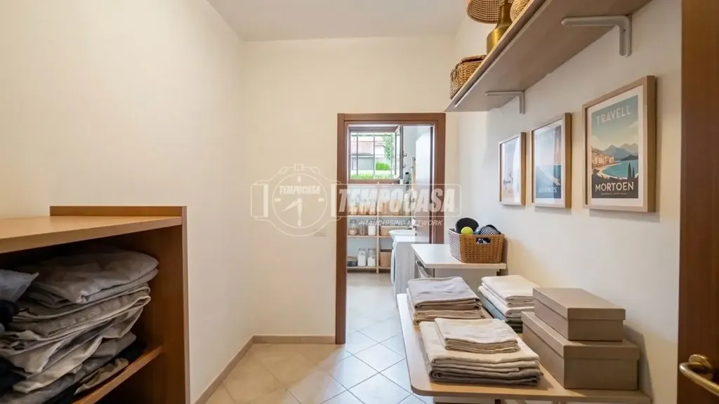 Pesuköök - Spacious Studio with Private Parking in Paderno Dugnano