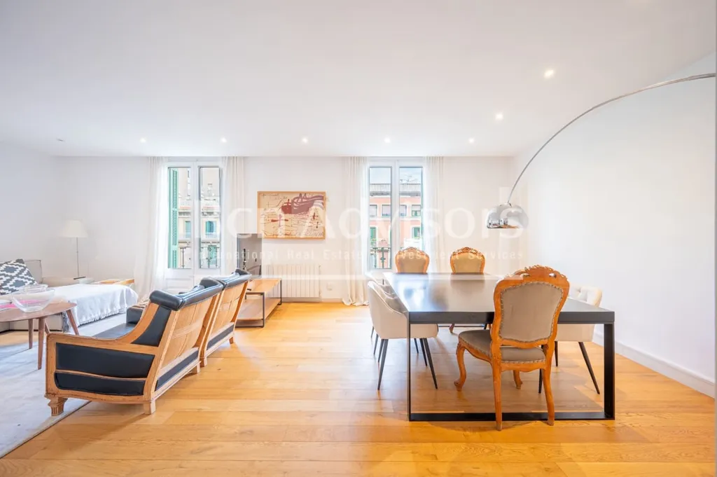 Söögituba - Renovated Apartment with Balcony in Dreta de l'Eixample