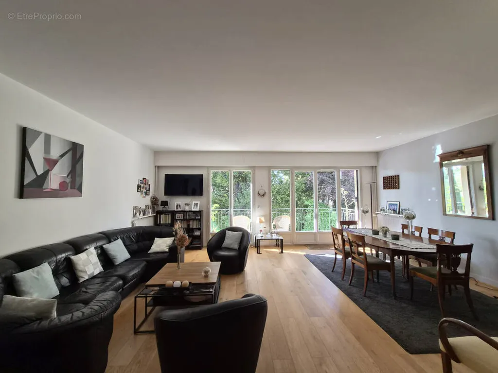 living_room