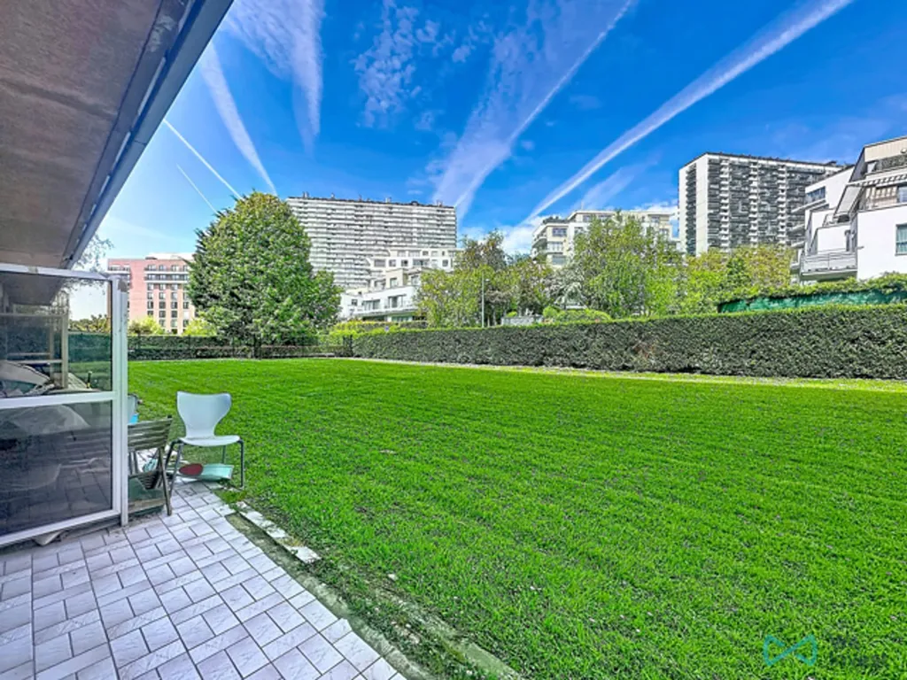 Jardin - Studio à Rafraîchir avec Parking dans le Scheutbosch