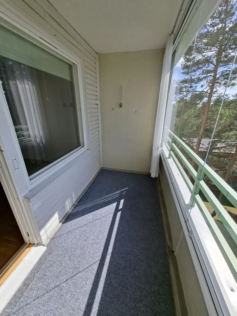 Balcony - Spacious Flat with Balcony in Kouvola