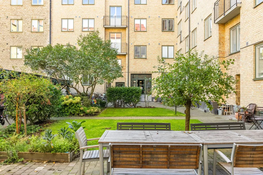 Aed - 1930s Character Flat with Garden in Möllevången
