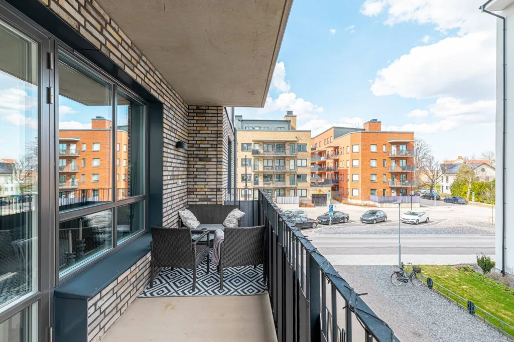 Balcon - Modern Flat with Balcony in Eskilstuna
