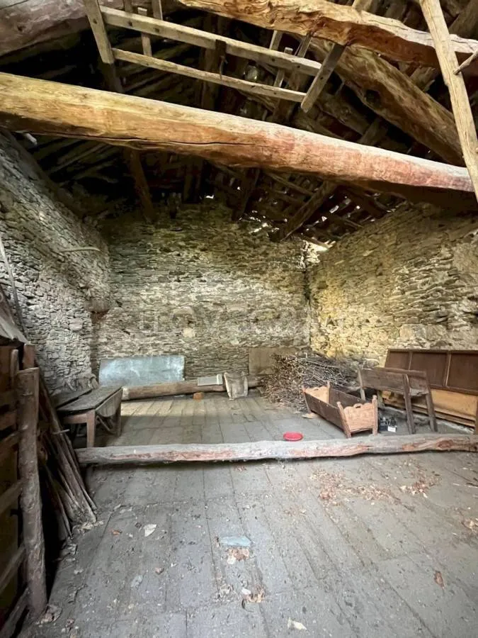 Pièces - Rustic Property with Panoramic View in Serre Pagliero