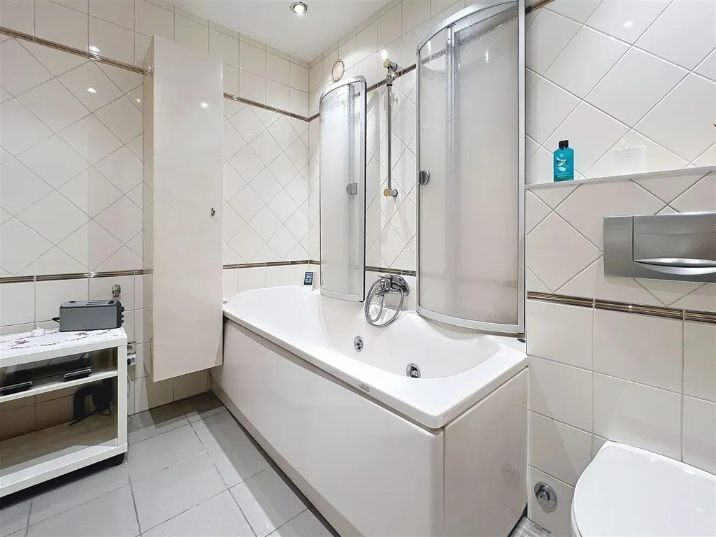 Salles de bain - Appartement avec Vue Panoramique aux Terrasses de Liège