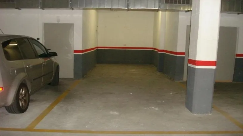 Garage - Parking Space with Green Access in Parets del Vallès