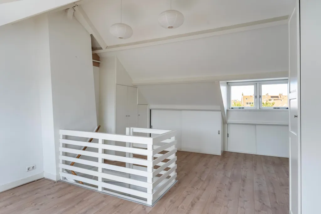 4-toaline kinnisvara asukohas Leiden