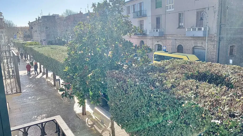 Välivaade - Rearranged Apartment with Attic in Guglionesi