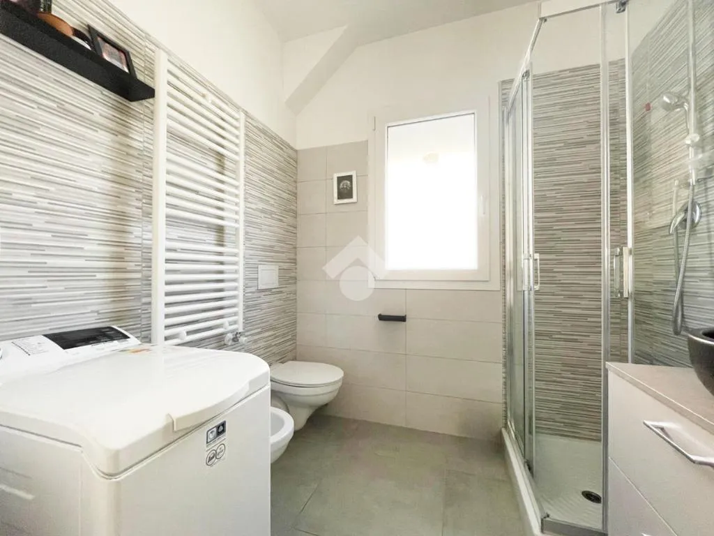 Vannitoad - Modern Apartment with Balcony in Central Vasto