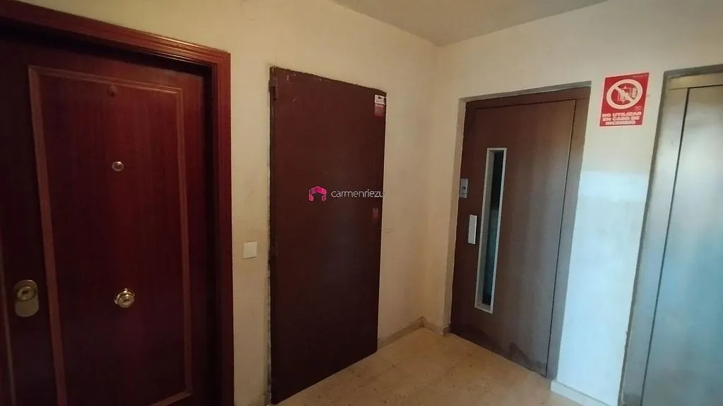 hallway_entrance