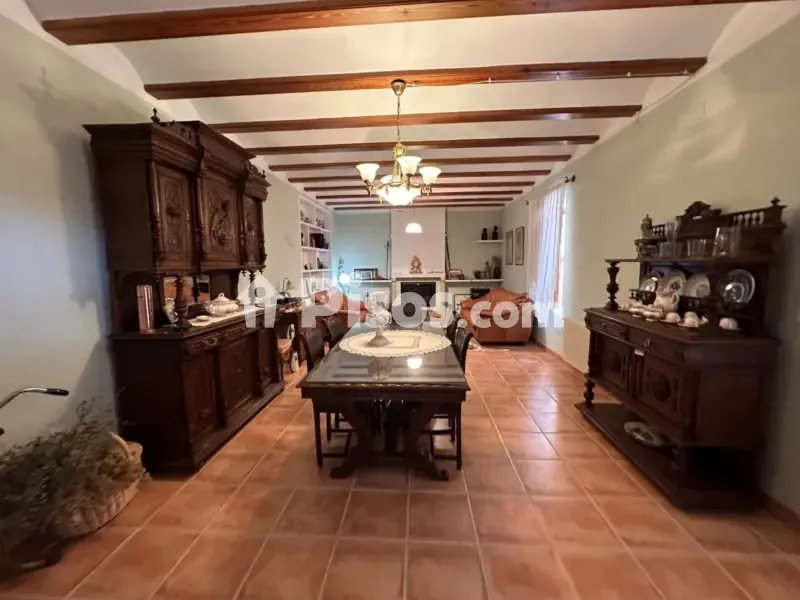 Salle à manger - Historic Finca with Vineyards in Requena
