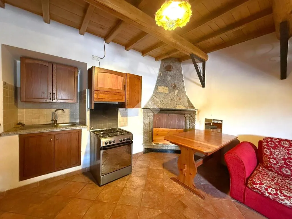 Cucina - Historic Apartments with Piazza View in Bagnaia