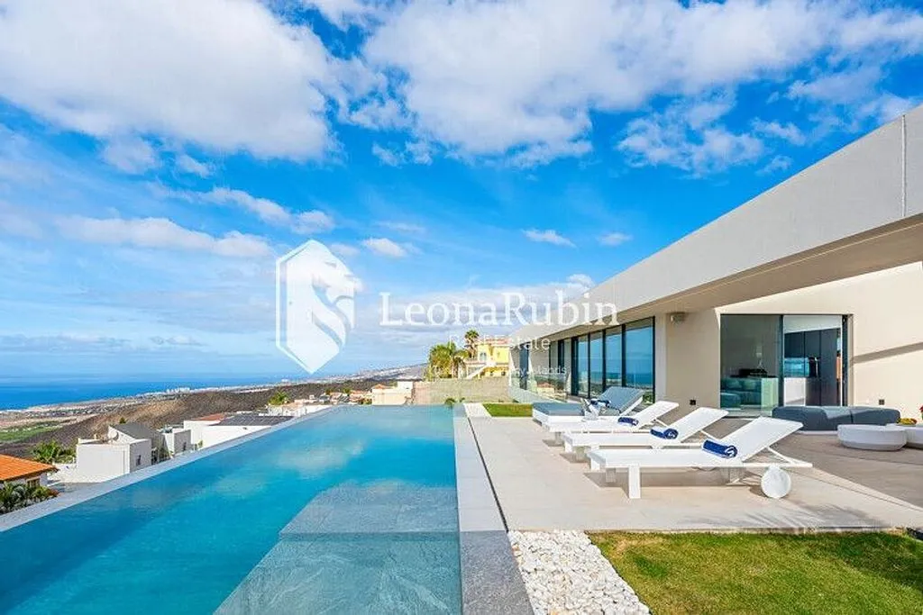 Bassein - Luxury Villa with Pool in Tenerife South
