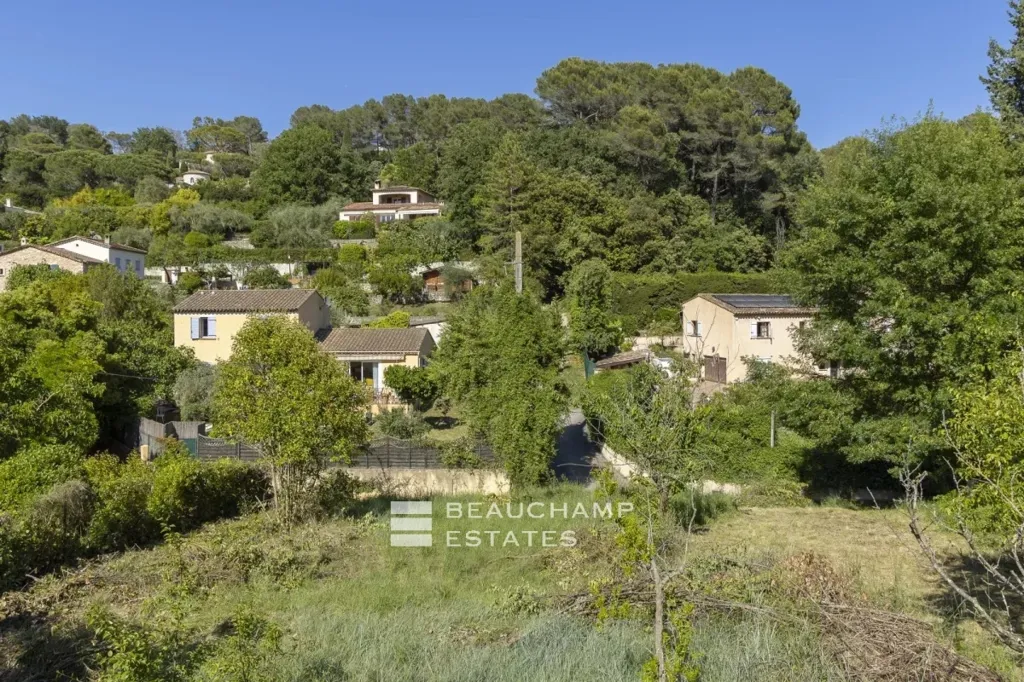 Jardin - Terrain avec Permis de Construire à Mougins