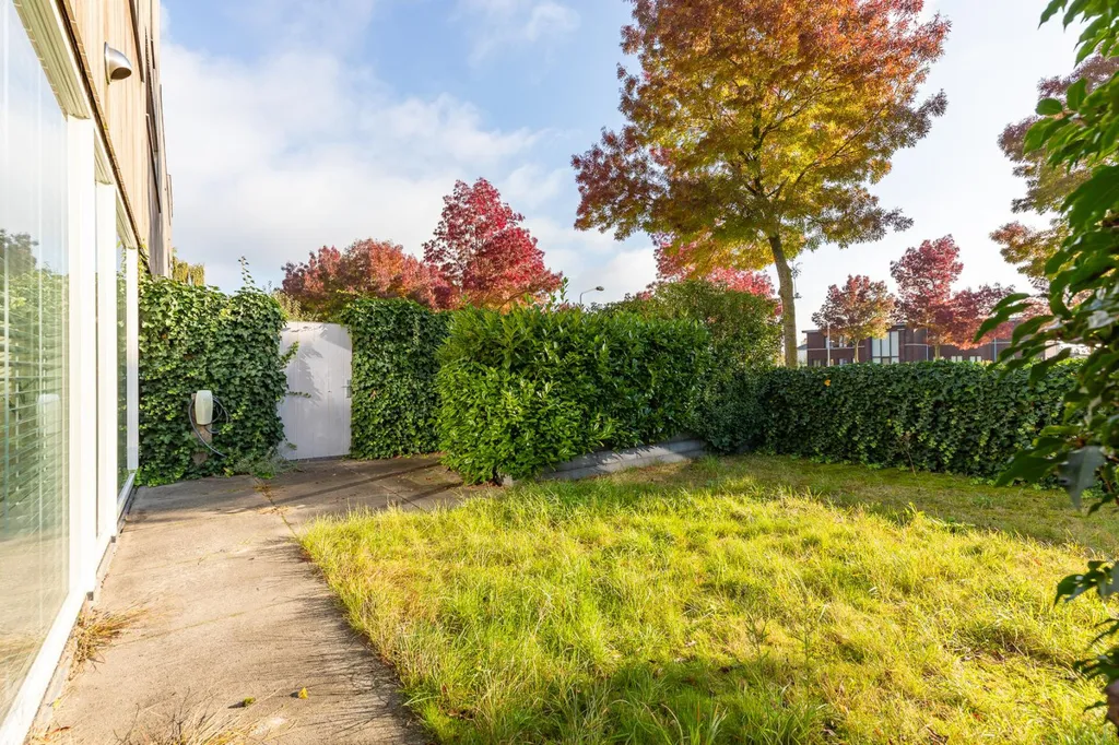 Aed - High-Quality Villa with Dachterras in Overgooi