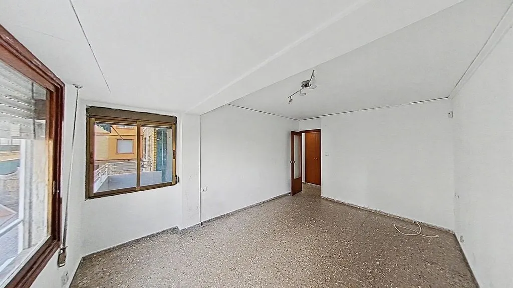 Pièces - Apartment with Balcony in Playa de Gandia