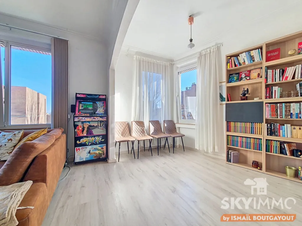 Soggiorno - Renovated Flat with Terrace in Jette