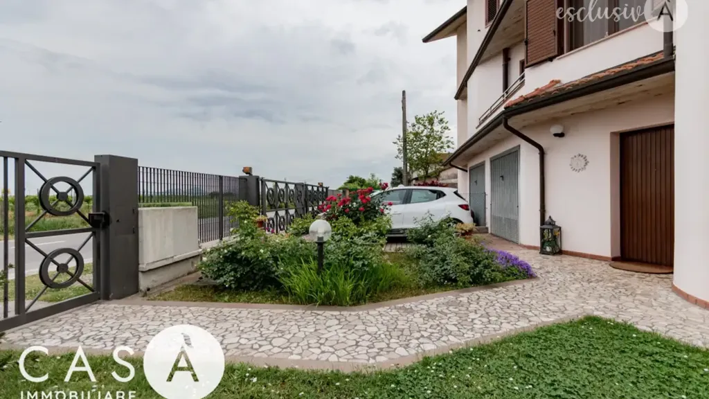 Extérieur - Villa Portion with Garden in Forlì