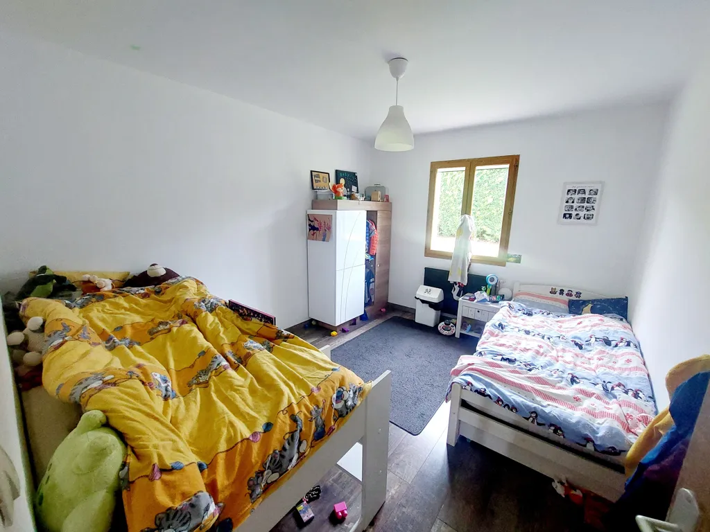 Chambres - Maison Plain Pied avec Jardin à Champdieu