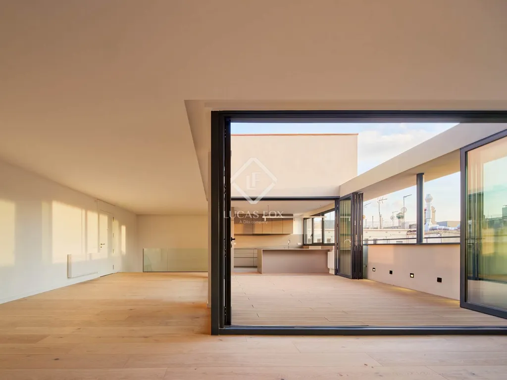 Terrasse - Renovated Apartment with Terrace in Eixample Right