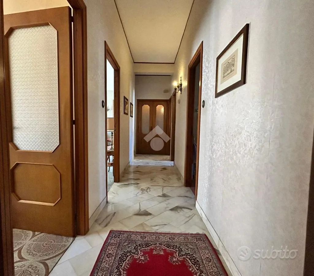 Esik - Apartment with Rooftop Terrace in Salerno