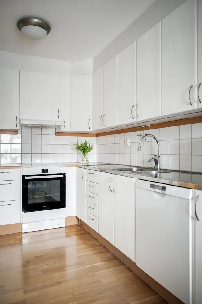 Cuisine - Two-Bedroom Flat with Balcony in Skåne