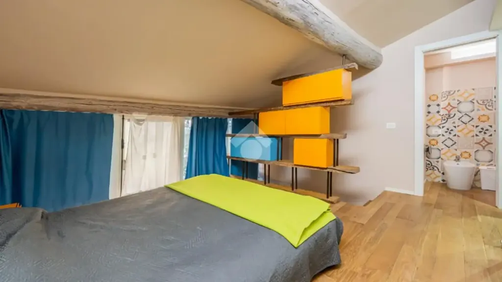 Magamistoad - Triplex in Historic Centre, San Felice del Benaco