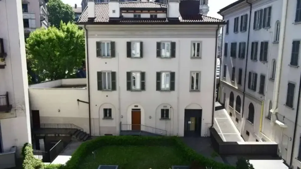 courtyard