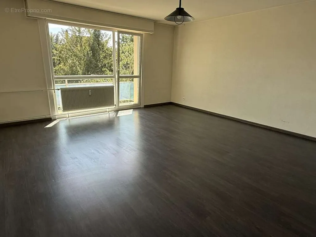 Séjour - Appartement avec Balcon Sud à Colmar