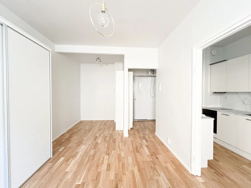Elutuba - Remodelled Flat with Sea View in Ullanlinna, Helsinki