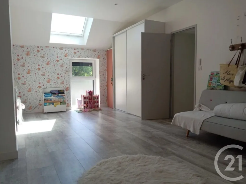Chambres - Villa Rénovée avec Piscine à Beffes