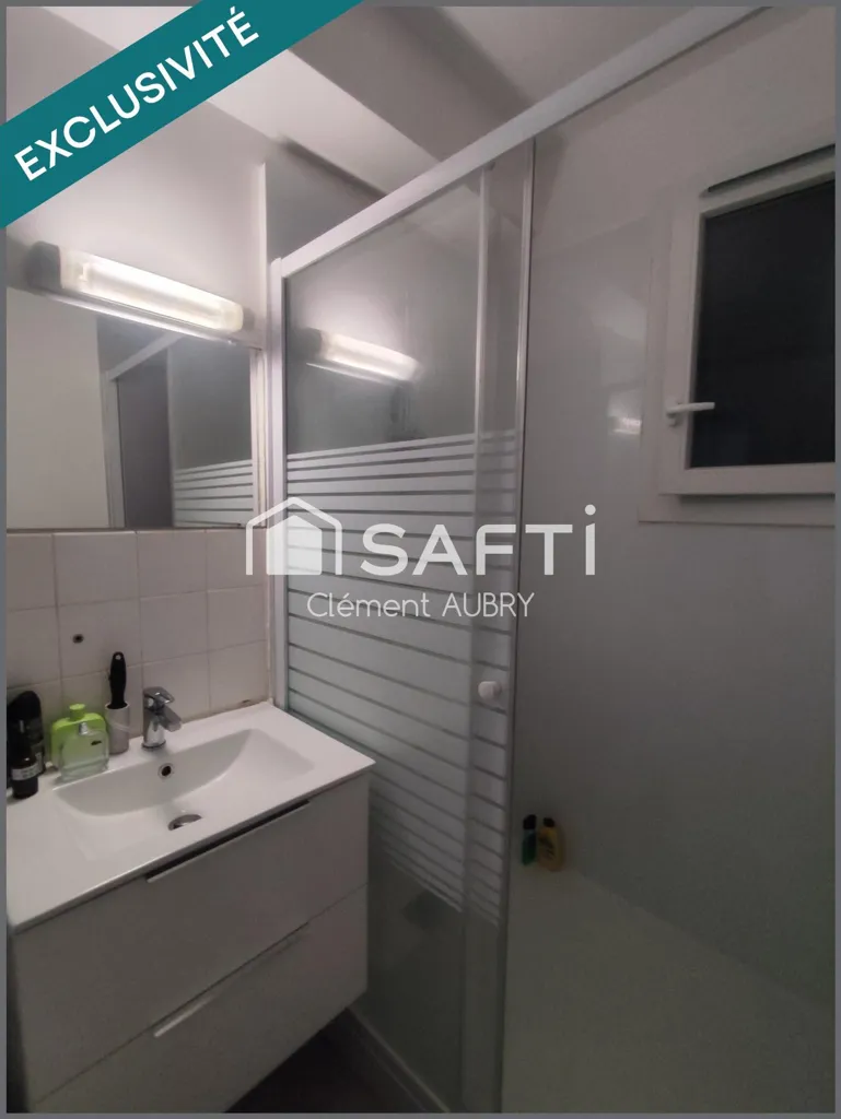 Vannitoad - Apartment with Storage in Laval