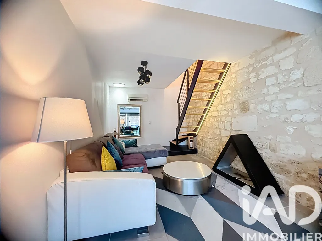Séjour - Maison Mitoyenne avec Cour Privée aux Chartrons