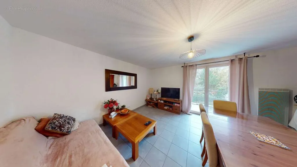 Séjour - Appartement T4 avec Balcon à Colomiers
