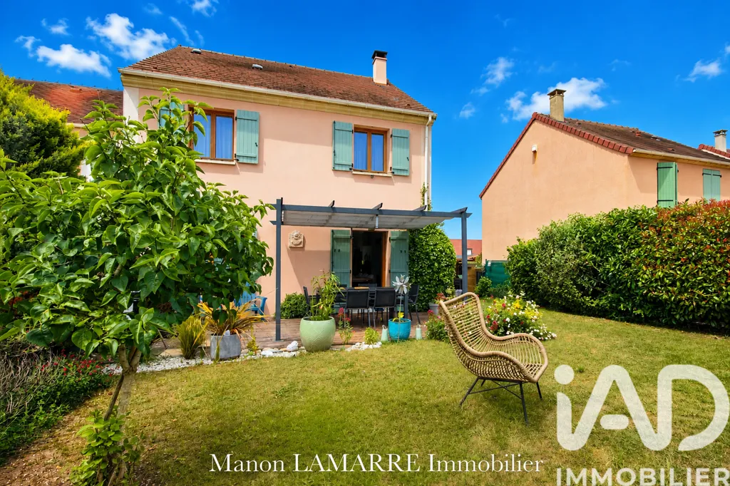 Jardin - Maison Rénovée avec Jardin à Freneuse