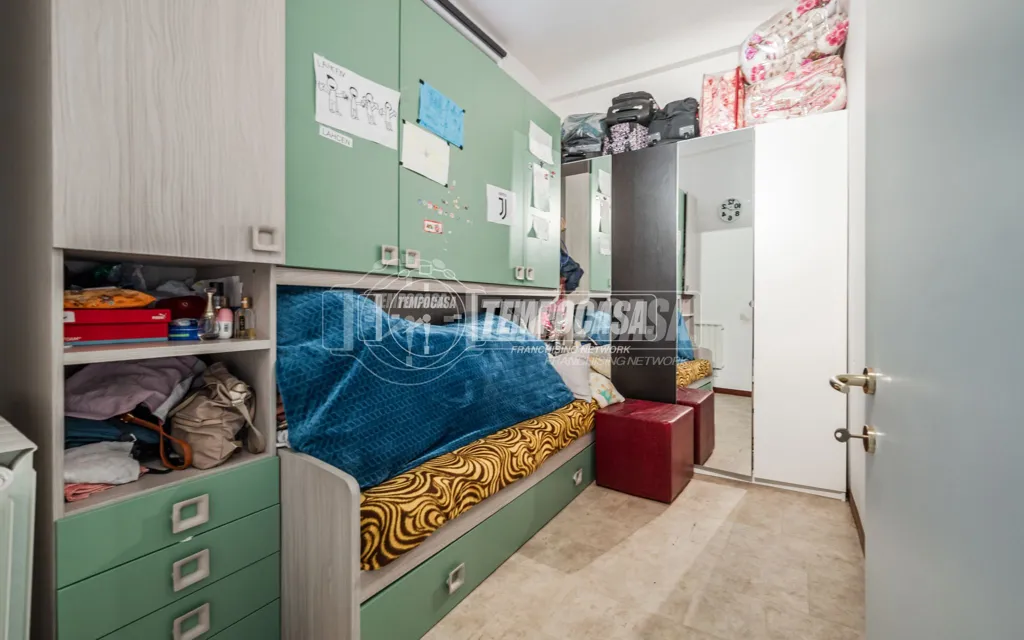 Magamistoad - Two-Bedroom Apartment for Renovation in Milan
