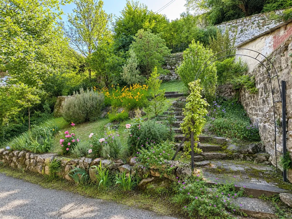Jardin - Maison avec Jardin et Garage à Vienne
